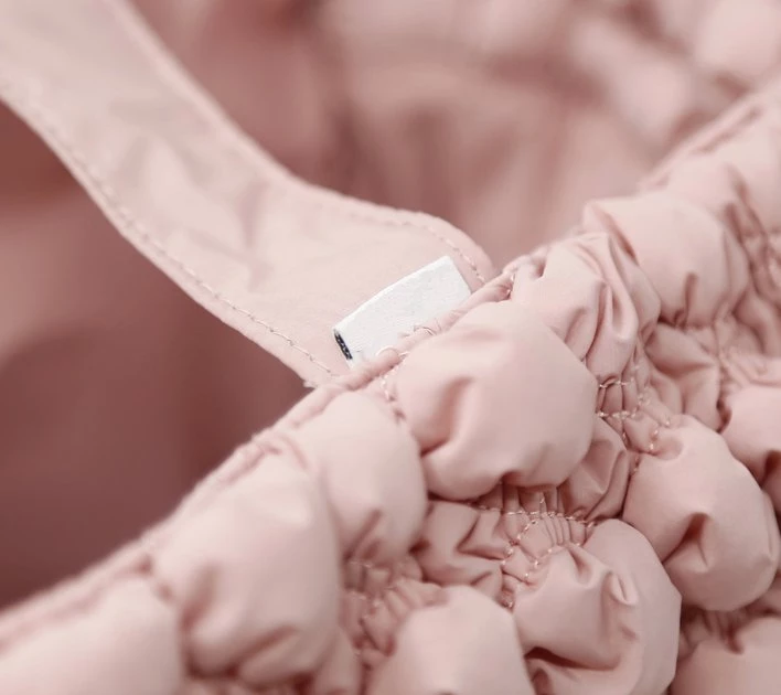 Pet Life Bubble Vogue Ultra-Plush Fashion Designer Dog & Cat Carrier 4 Pet Life Bubble Vogue Ultra-Plush Fashion Designer Dog & Cat Carrier - Image 4